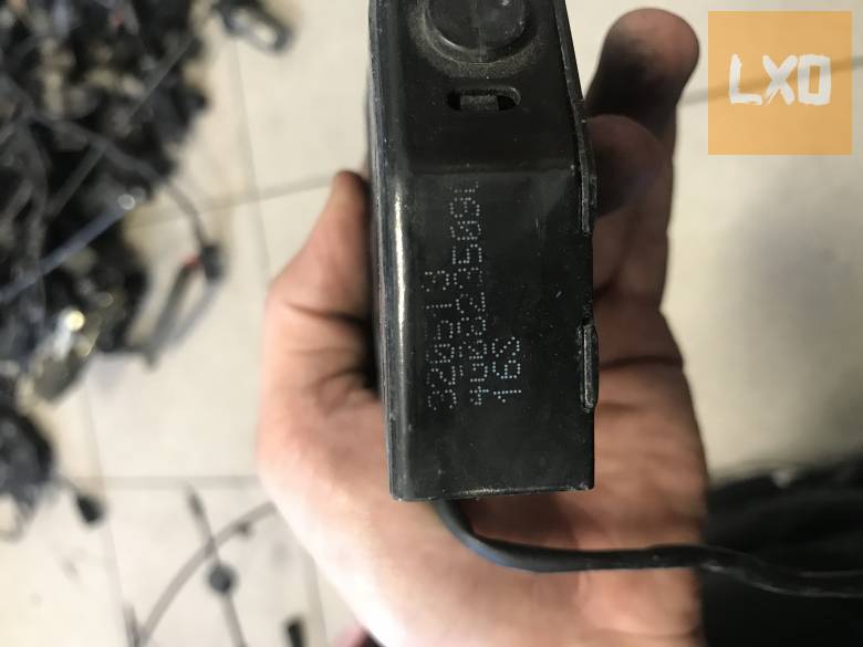 AUDI A6 4G  /  géptető zár  4G0 823 509 C apróhirdetés