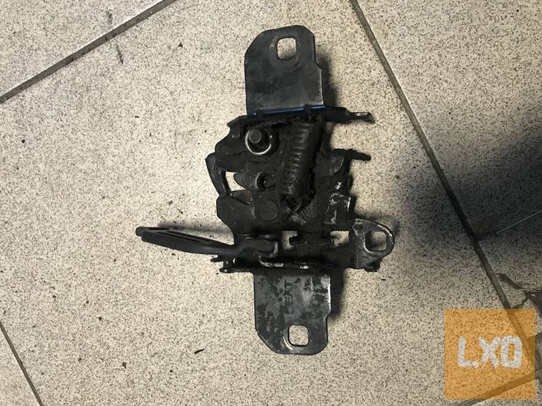 SEAT LEON 1M  / géptető nyitó szerkezet 1M0 823 503 apróhirdetés