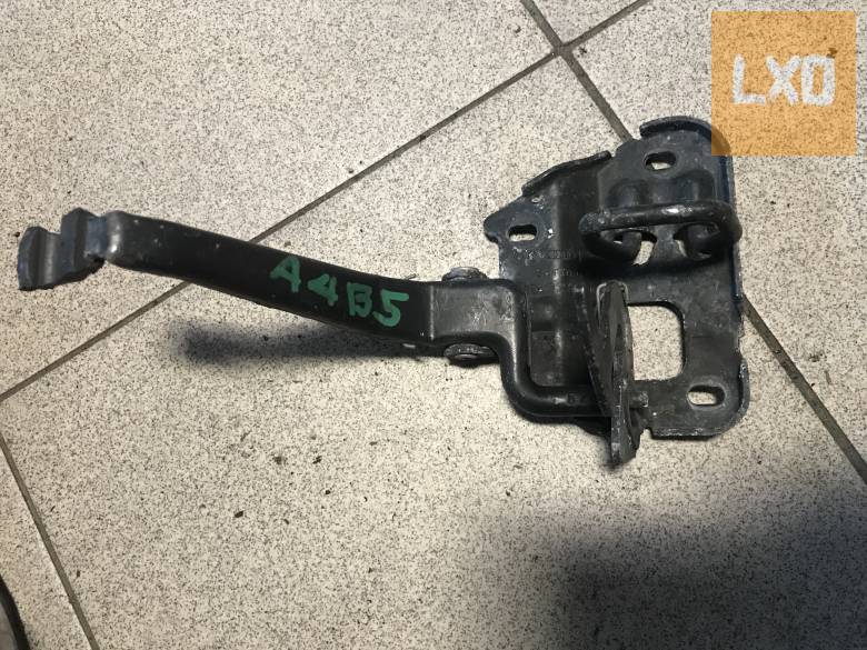 AUDI A4 B5  / géptető nyitó apróhirdetés