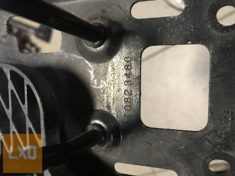 AUDI A5 8T  / géptető nyitó 8T0 823 480 apróhirdetés