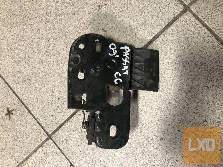 VW PASSAT CC  / géptető nyitó apróhirdetés