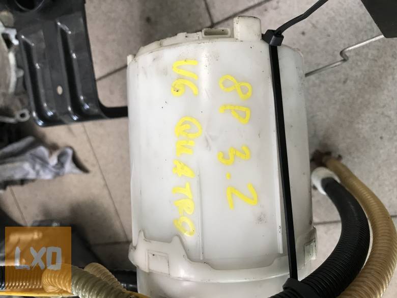 AUDI A3 8P 3,2 V6 / AC pumpa 1K0 919 051 AH apróhirdetés