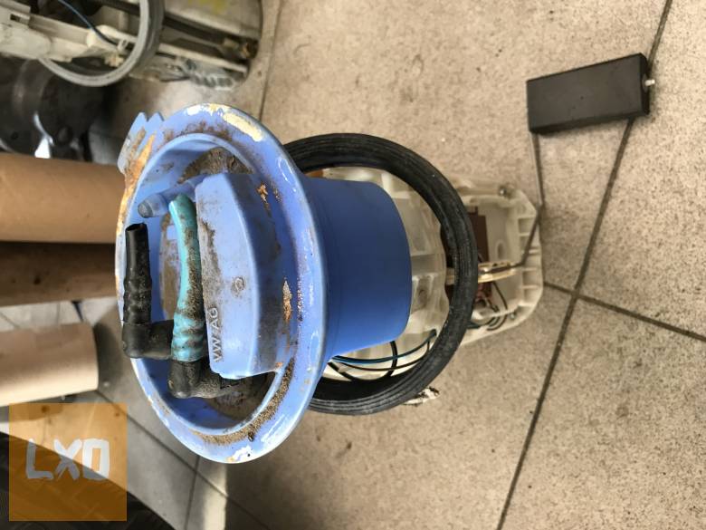 VW GOLF V  2,0 FSI BWA / AC pumpa 1K0 919 051 AE apróhirdetés