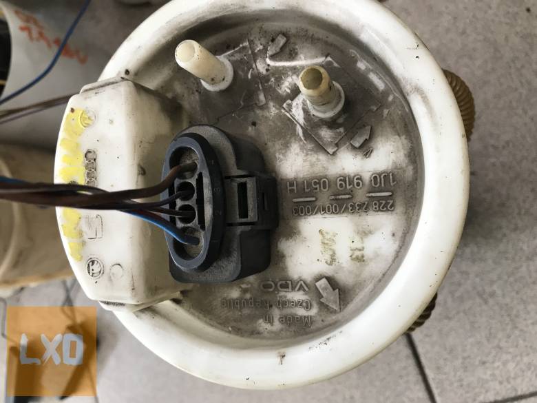 VW GOLF IV  1,4 16V  / AC pumpa 1J0 919 051 H apróhirdetés