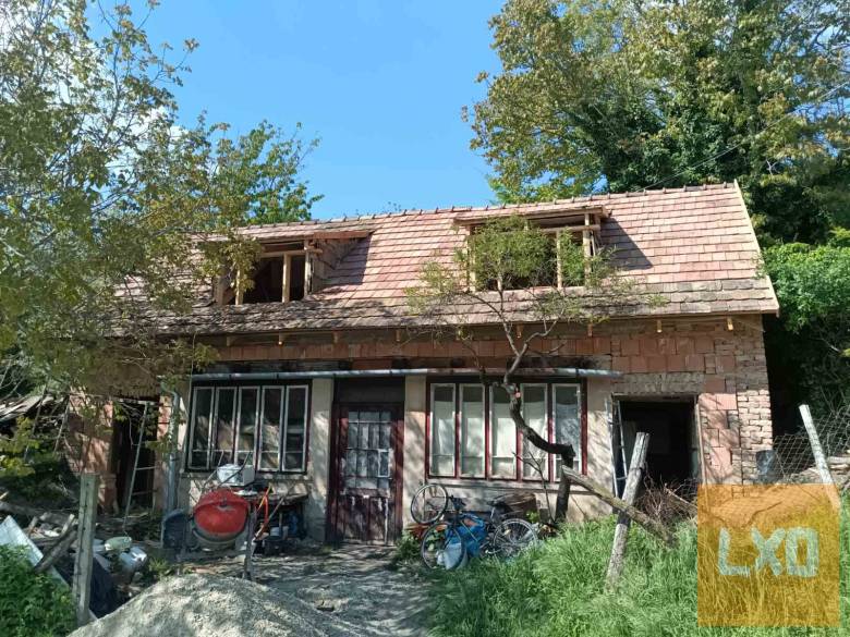 Tata-Baj Szőlőhegy kiadó ház apróhirdetés