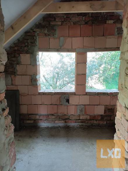 Tata-Baj Szőlőhegy kiadó ház apróhirdetés