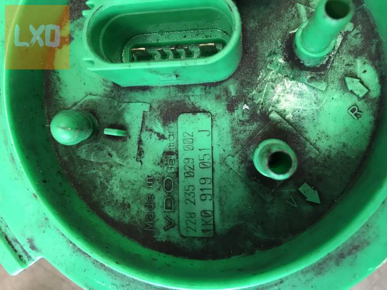 SKODA OCTAVIA II  2,0 FSI AXW / AC pumpa 1K0 919 051 J apróhirdetés