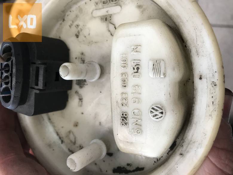 SKODA OCTAVIA I  1,4 16V AKQ / AC pumpa 6N0 919 051 N apróhirdetés