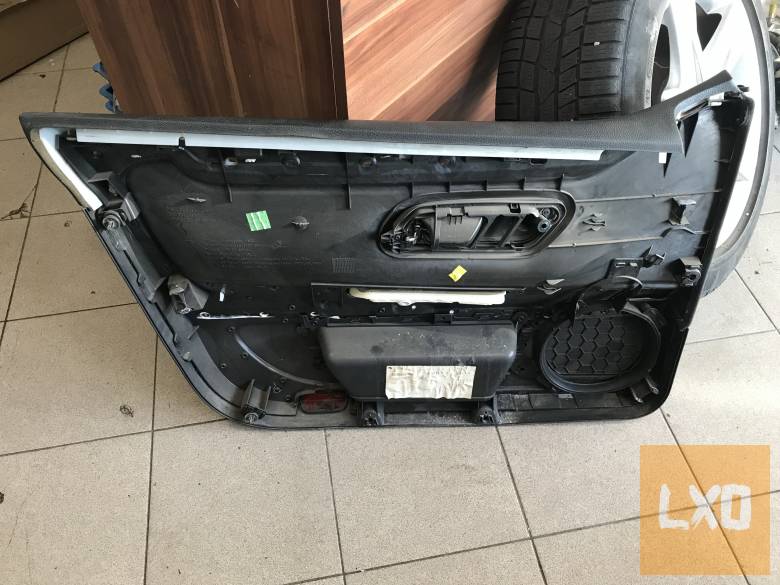 VW PASSAT CC / jobb első ajtókárpit apróhirdetés