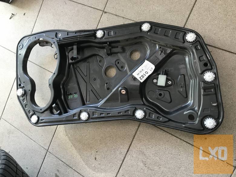 VW PASSAT CC / bal első ajtópanel 3C8 837 755 D apróhirdetés