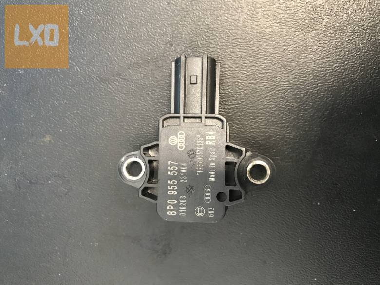 AUDI A4 B7  / ütközés érzékelő 8P0 955 557 apróhirdetés