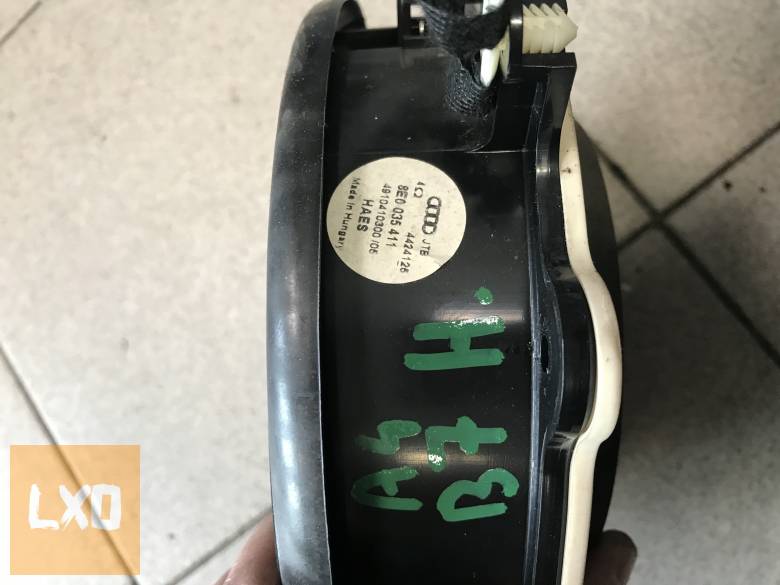 AUDI A4 B7 / hátsó hangszóró 8E0 035 411 apróhirdetés