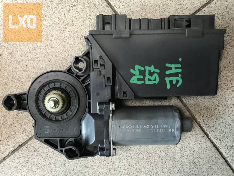 AUDI A4 B7 / jobb hátsó ablakemelő motor 8E0 959 802 A apróhirdetés