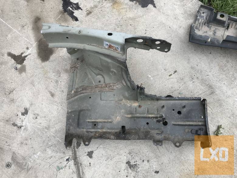 SEAT LEON 5F / jobb első nyúlvány apróhirdetés