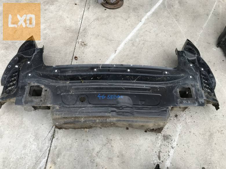 AUDI A6 4G SEDAN / hátfal apróhirdetés