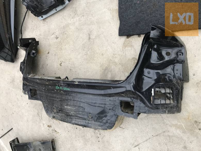 AUDI A4 B8  SEDAN FL / hátfa apróhirdetés