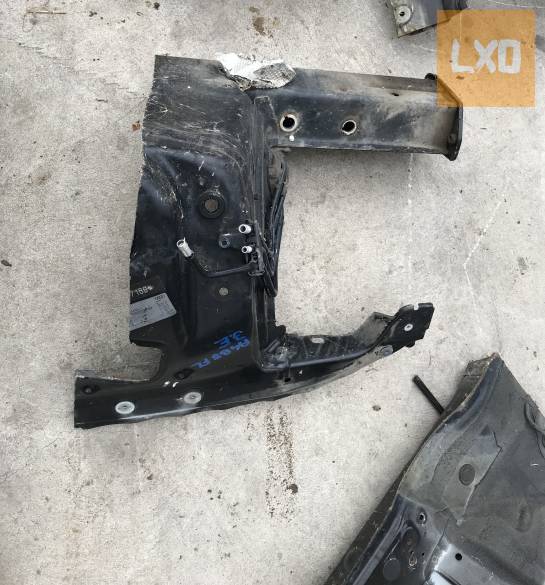 AUDI A4 B8 FL  / jobb első nyúlvány apróhirdetés