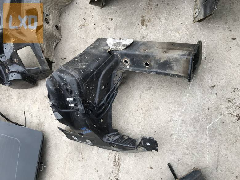 AUDI A4 B8 FL  / jobb első nyúlvány apróhirdetés