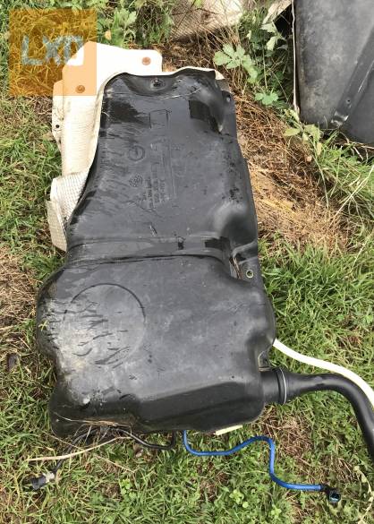 SKODA OCTAVIA III 2,0 CR üzemanyag tank 5Q0 201 085 F apróhirdetés