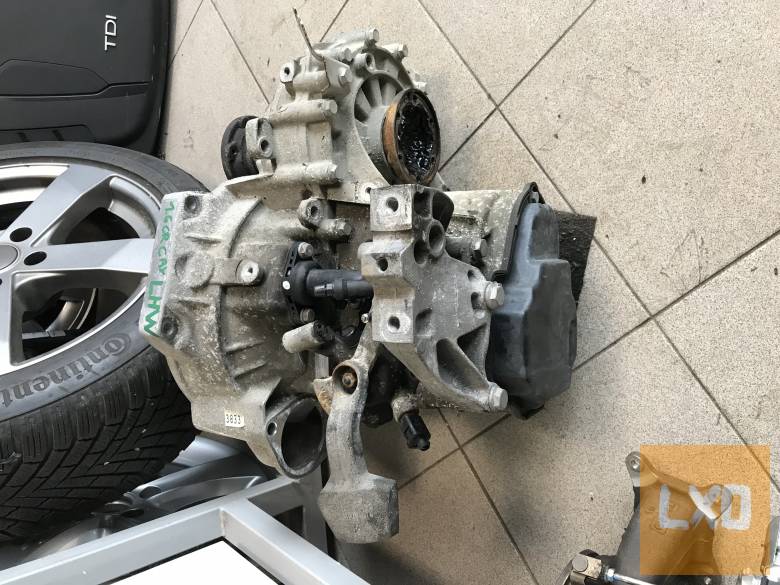 VW GOLF V 1,6 CR CAY ( kézi 5 ) LHW VÁLTÓ apróhirdetés