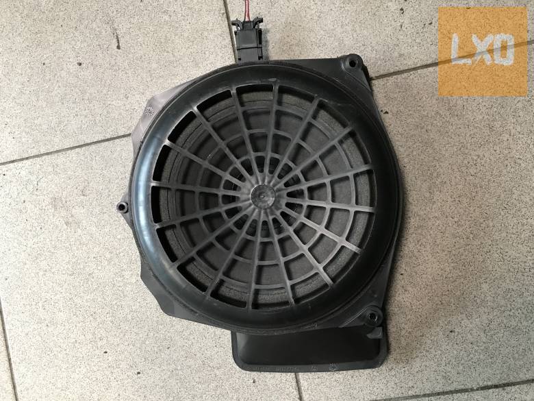 AUDI A4 B7 SEDAN / mélynyomó 8E5 035 412 apróhirdetés