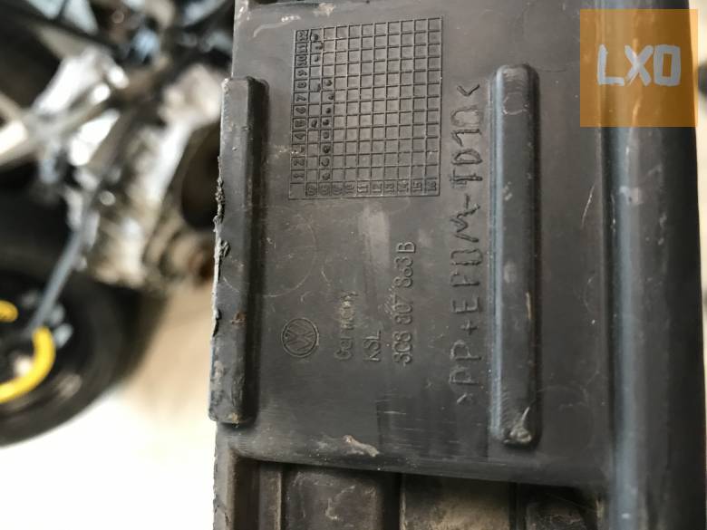 VW PASSAT CC /  hátsó, középső lökhárító tartó 3C8 807 803 B apróhirdetés