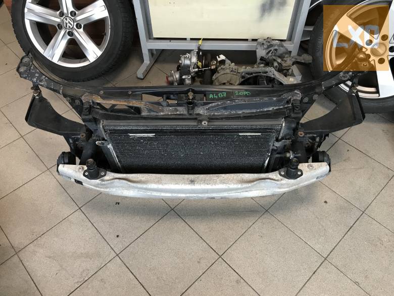 AUDI A4 B7   ( 2005-2008) homlokfal apróhirdetés