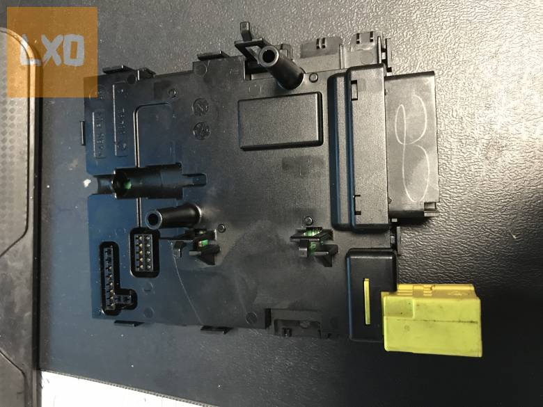 VW PASSAT CC 2,0 CR / kormányvezérlő 3C0 953 549 AJ apróhirdetés