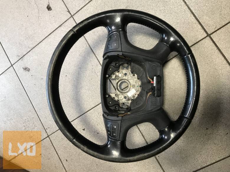 SKODA OCTAVIA II FL előtti / bőr multikormány ( kopott) apróhirdetés