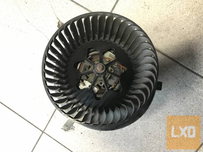 SKODA OCTAVIA II  / fűtőventilátor 3C1 820 01 N apróhirdetés