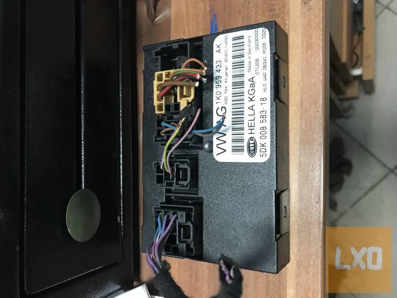 SKODA OCTAVIA II  / komfortmodul 1K0 959 433 AK apróhirdetés