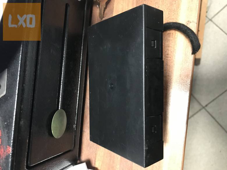 SKODA OCTAVIA II  / komfortmodul 1K0 959 433 AK apróhirdetés