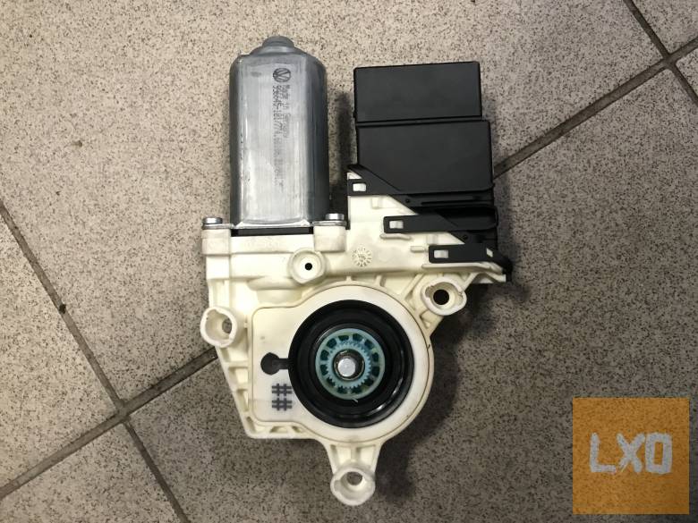 SKODA OCTAVIA II / bal hátsó ablaktörlő motor 1K0 959 703 E apróhirdetés