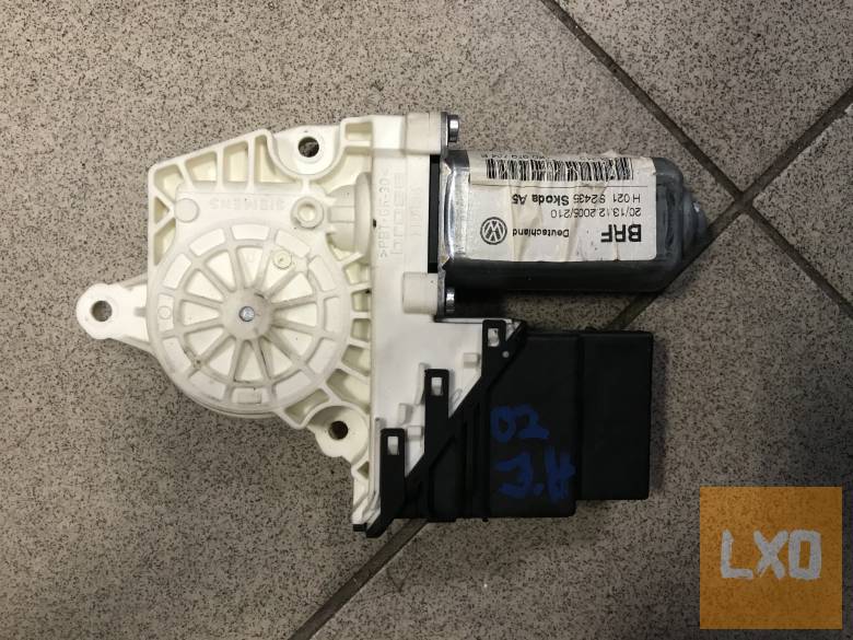 SKODA OCTAVIA II / jobb hátsó ablakemelő motor 1K0 959 704 E apróhirdetés