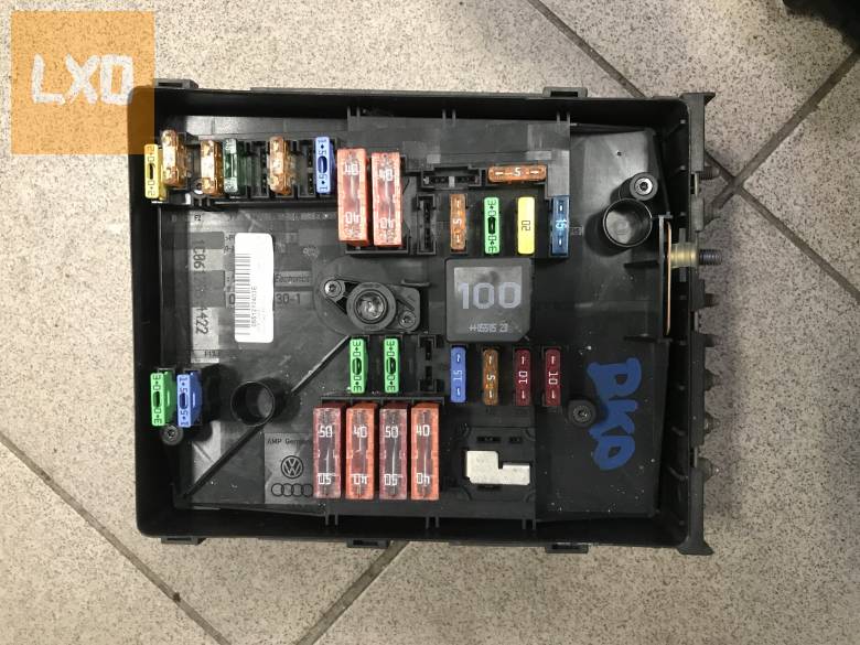 SKODA OCTAVIA II 2,0 PD bkd biztosíték tábla 1K0 937 125 apróhirdetés