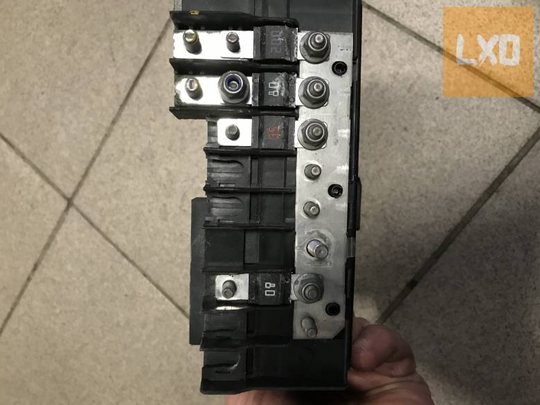 SKODA OCTAVIA II 2,0 PD bkd biztosíték tábla 1K0 937 125 apróhirdetés