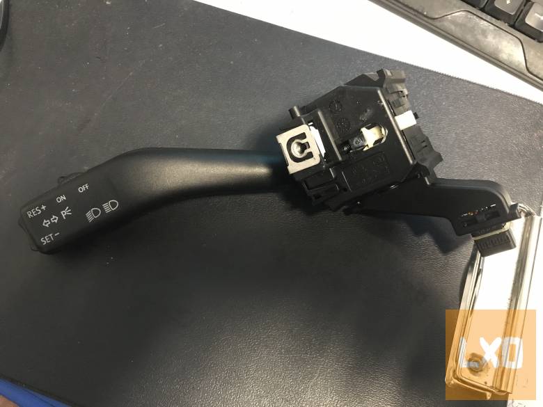 VW GOLF V_OCTAVIA II_LEON 1P index kapcsoló 1K0 953 513 A apróhirdetés