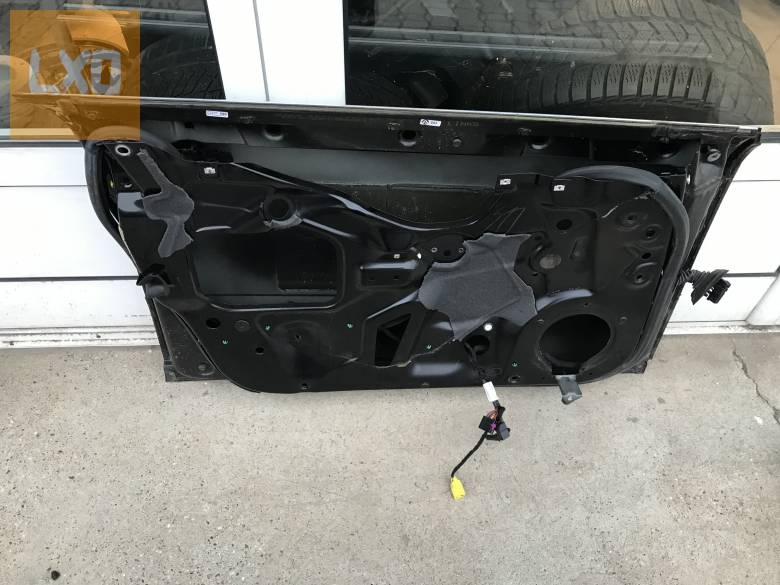 AUDI A4 B7 Sedan / bal első ajtó apróhirdetés