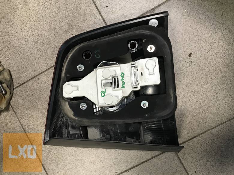 SKODA OCTAVIA II FL KOMBI / bal hátsó lámpa apróhirdetés