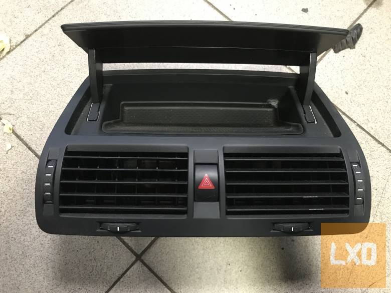 SKODA OCTAVIA II // középső légbefúvó apróhirdetés