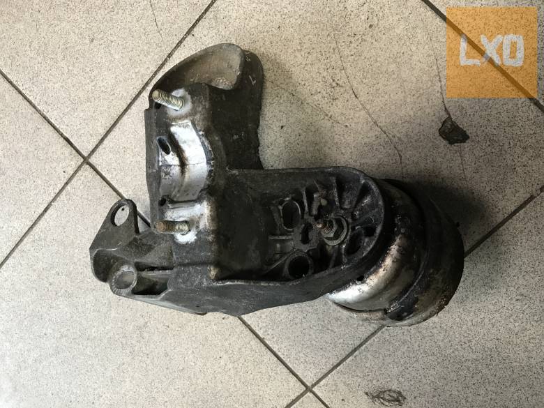 AUDI A4 B7 2,0 PD / motortartó konzol 8E0 199 351 apróhirdetés