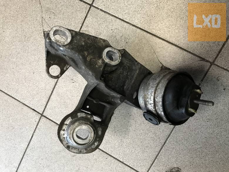 AUDI A4 B7 2,0 PD / motortartó konzol 8E0 199 351 apróhirdetés