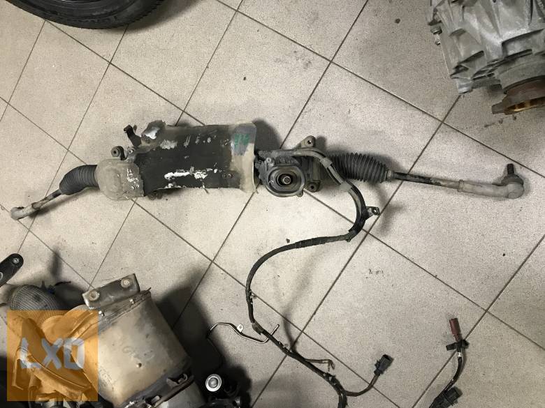 VW GOLF V 1,6 CR / kormánymű ( 3 csavaros) apróhirdetés