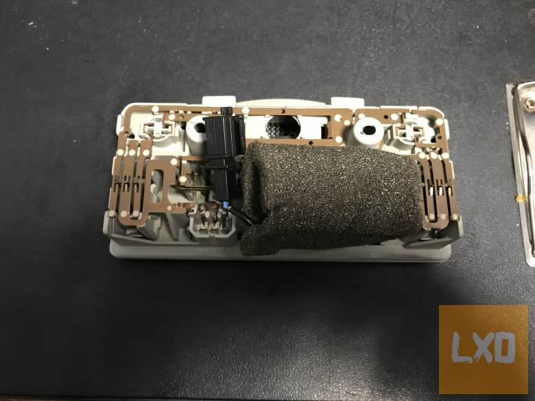 SKODA OCTAVIA II * beltér világítás apróhirdetés