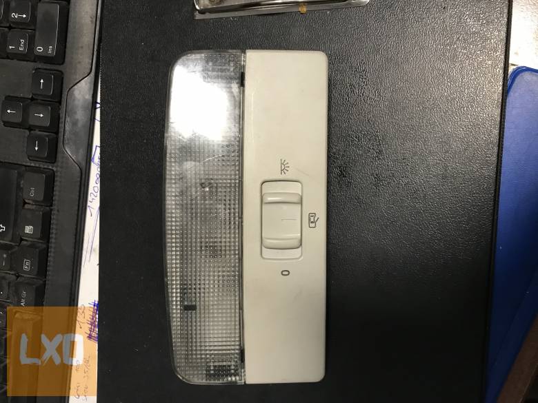 SKODA OCTAVIA II * beltér világítás (hátsó) apróhirdetés