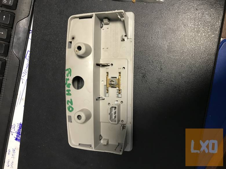 SKODA OCTAVIA II * beltér világítás (hátsó) apróhirdetés