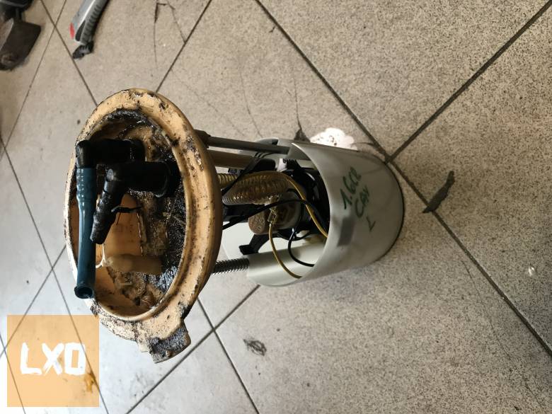 VW GOLF V 1,6 CR CAY * AC pumpa 1K0 919 050 J apróhirdetés