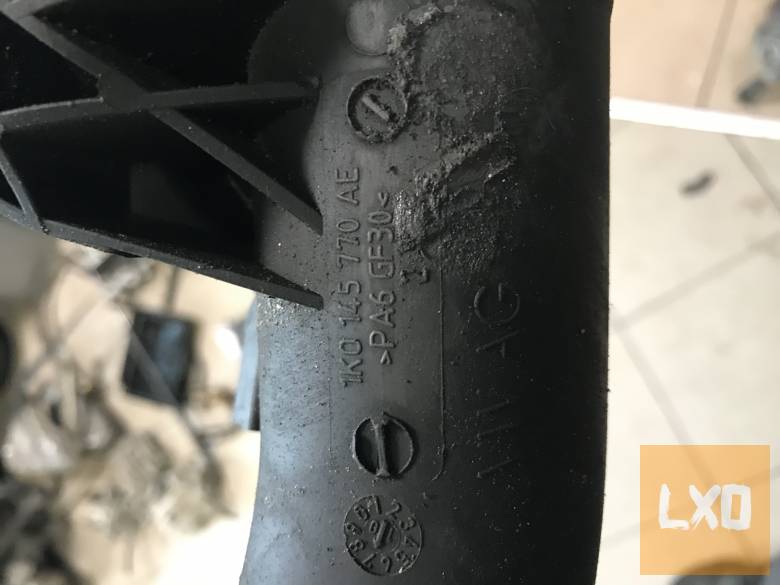 VW GOLF V_1,6 CR CAY turbócső 1K0 145 770 AE apróhirdetés