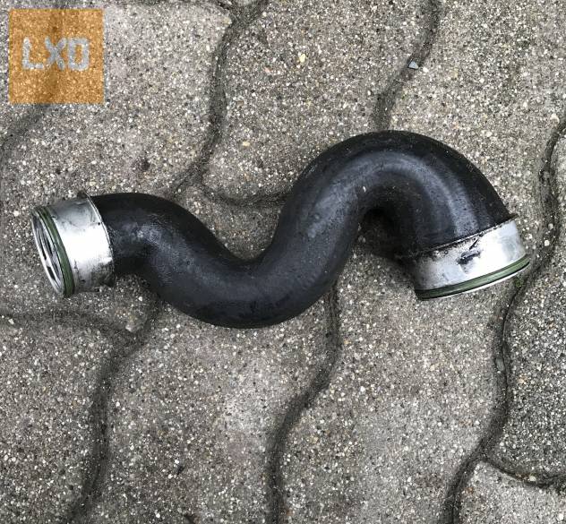 VW PASSAT B5.5  1,9 PD / turbócső apróhirdetés