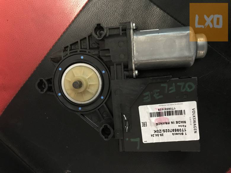 SKODA OCTAVIA II FL / jobb ablakemelő motor 5K0 959 792 A apróhirdetés